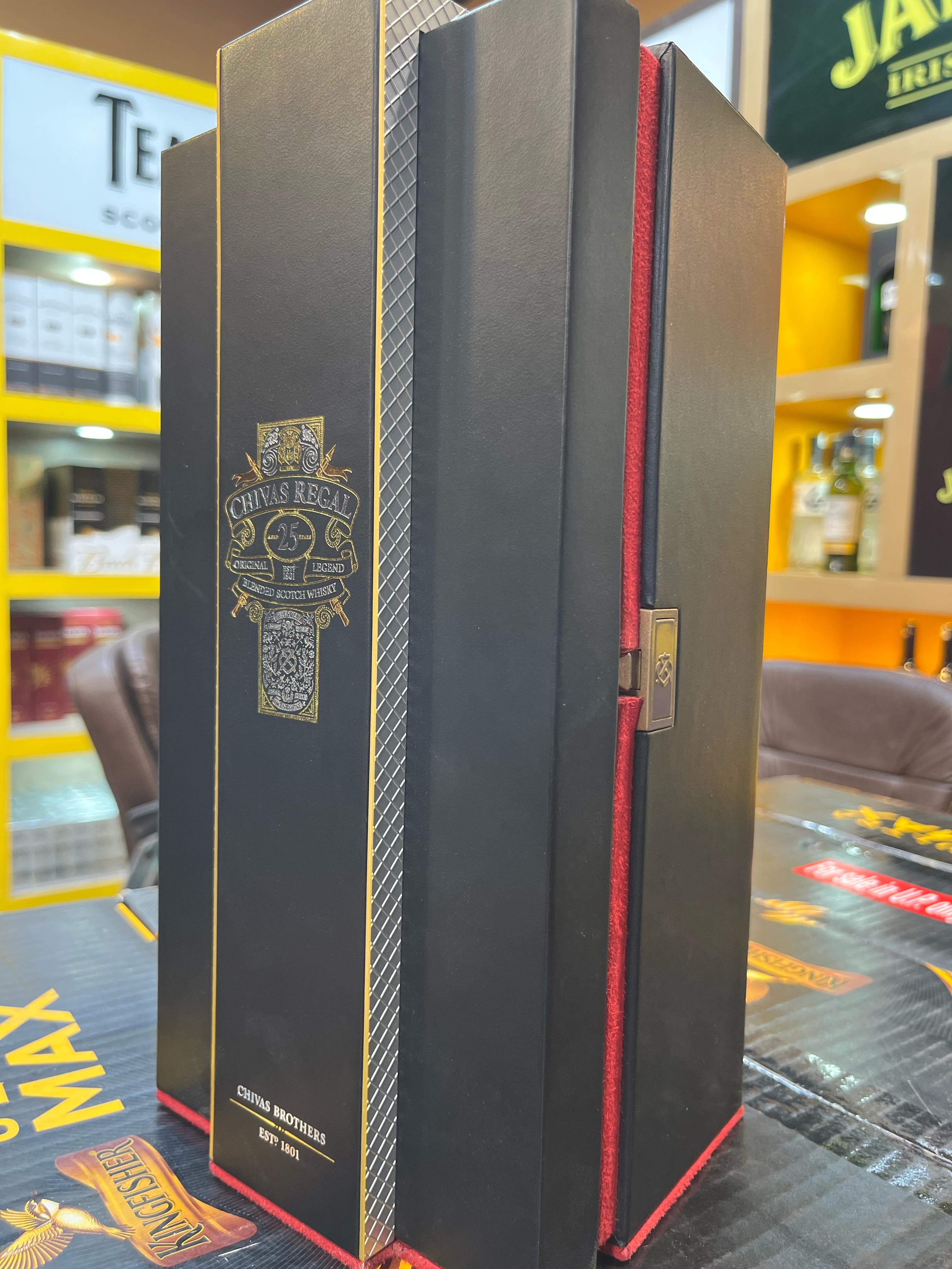 Live music during dinner service